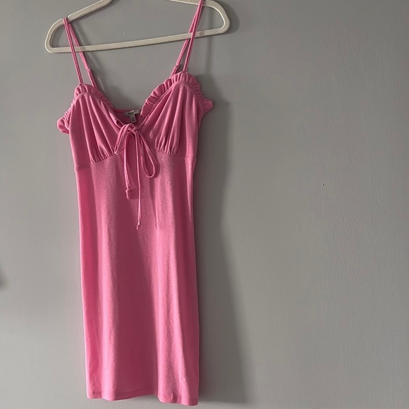 Pink Women's Dress with adjustable spaghetti straps  bow tie design NWOT - Picture 5 of 10